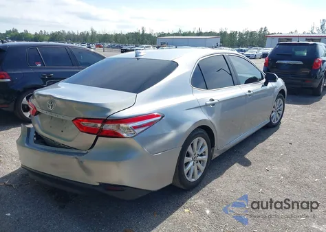 2019 Toyota Camry Le from USA, damaged, VIN 4T1B11HKXKU732371